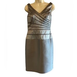 Adrianna papell silver sleeveless party dress size 4P